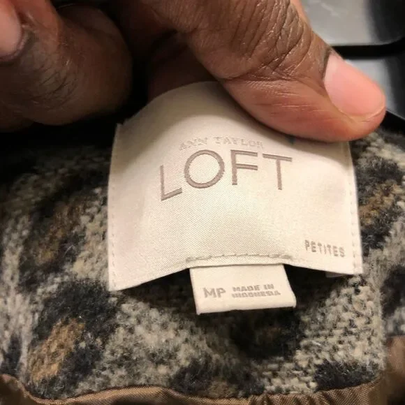 ANN TAYLOR LOFT ANIMAL PRINT BLAZER - Picture 6 of 6